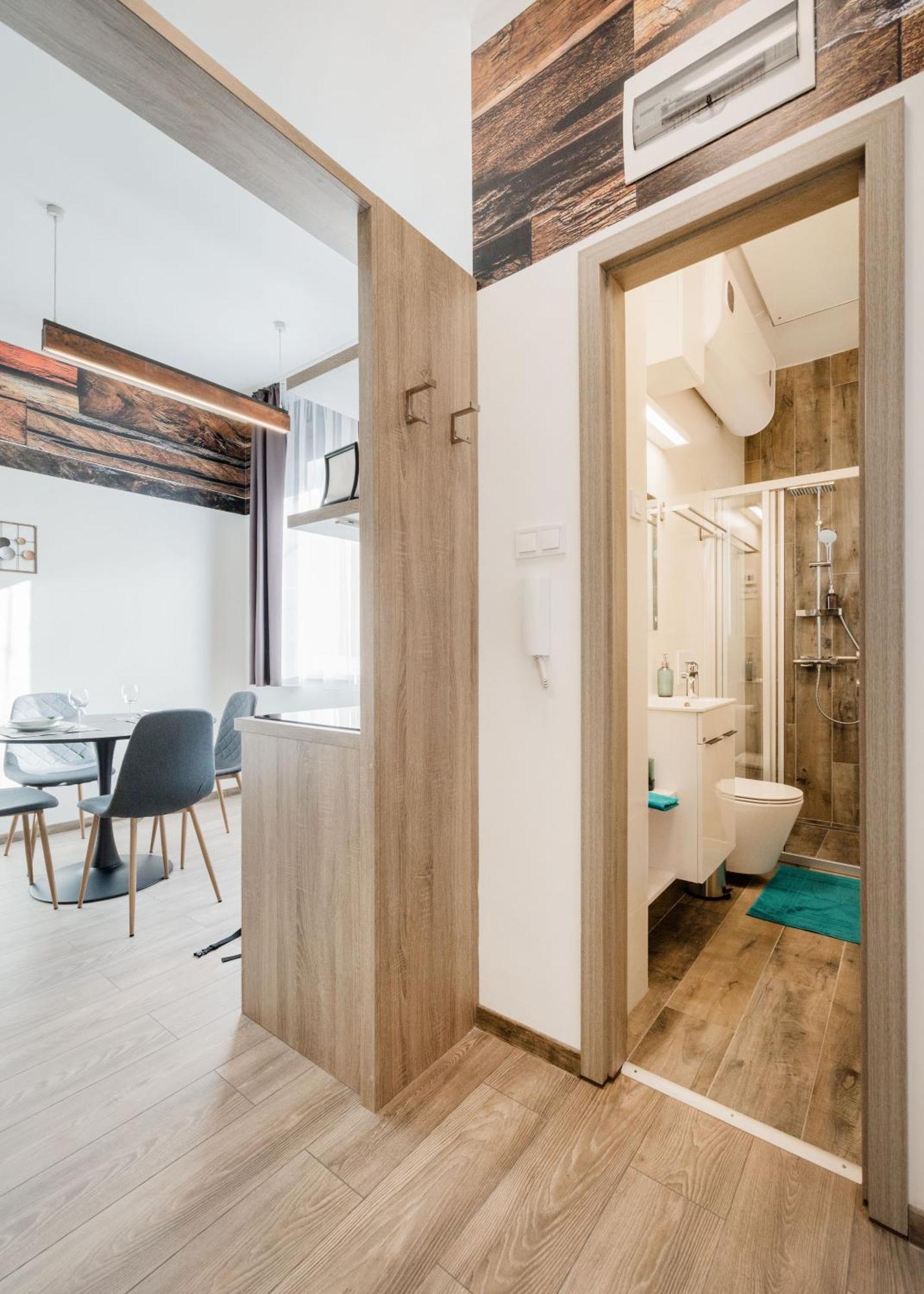 Elemental Retreats - Wood & Water Studios Budapest Exterior photo